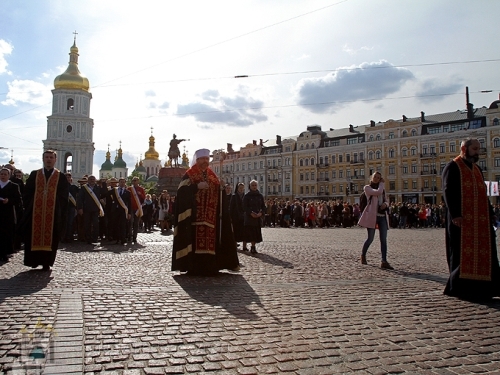 Хресна хода пройшла вулицями Києва.(ФОТО,ВІДЕО)